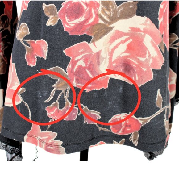 Vintage 1990s Whimsigoth Rose Print Bell Sleeve Blouse – Black Lace, Size L - Picture 8 of 9